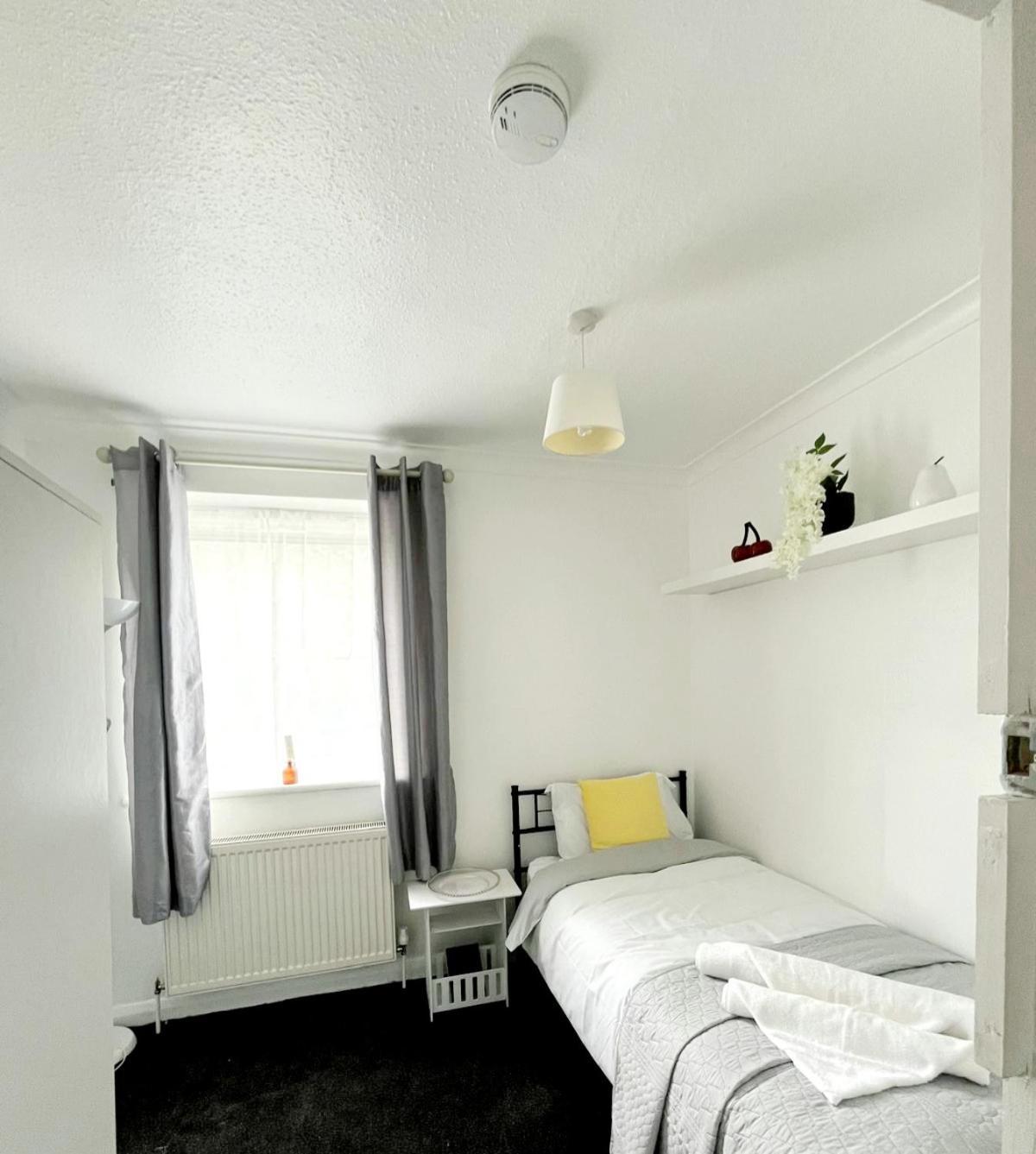 Cosy Room Stay 5 서턴 외부 사진